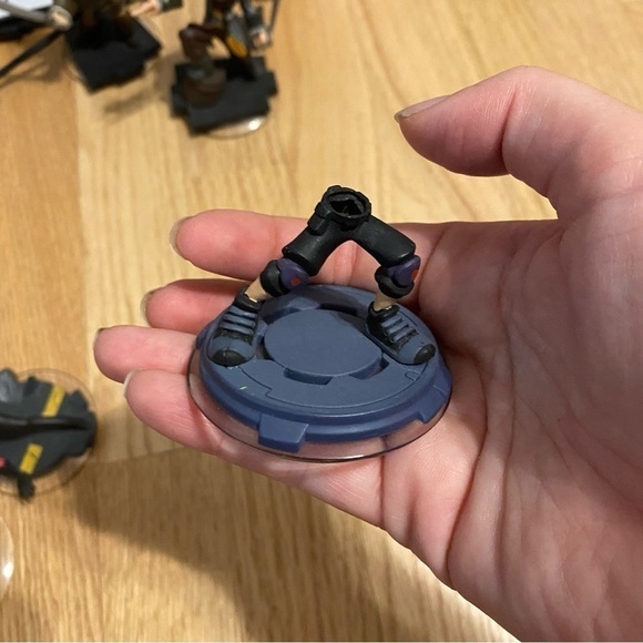 Disney Infinity Figures Set Some 2.0 W/ Base Woody Jessie Sully Merida Mike - Picture 8 of 16